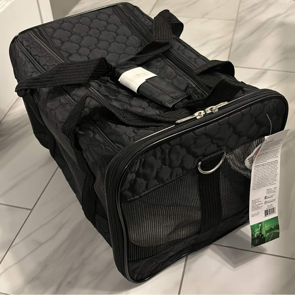 Small Premium Dog Carrier - Picture 5 of 7